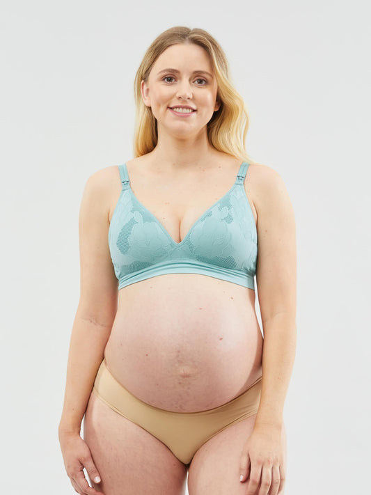Cake Maternity Freckles