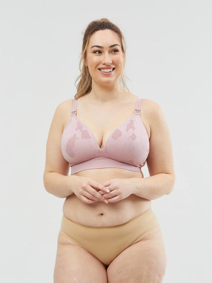 Cake Maternity Freckles